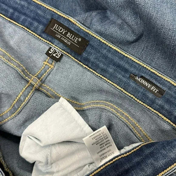 Judy Blue Skinny  Denim Jeans Jean High Rise Distressed Ripped Boyfriend 9 / 29 - Picture 8 of 11